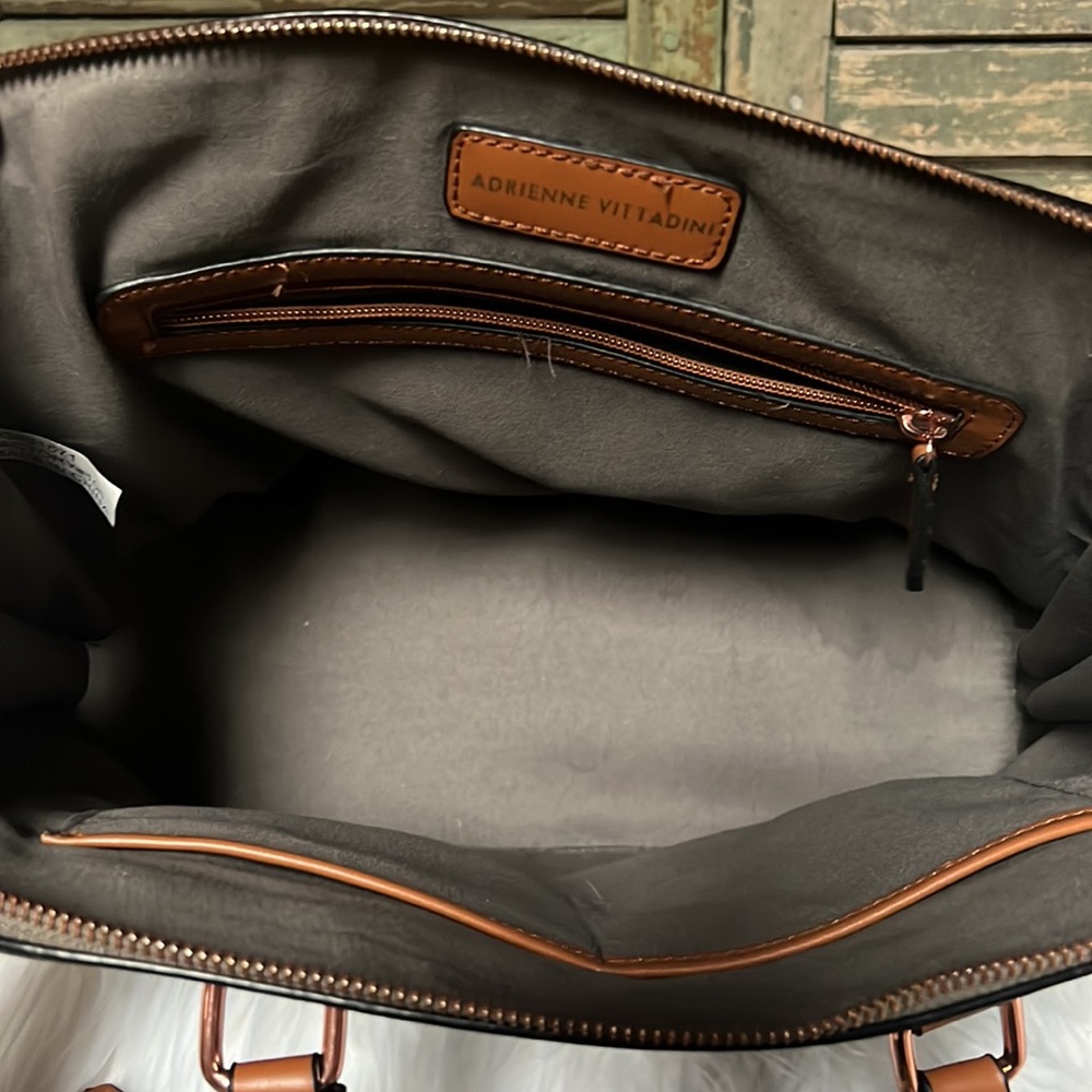Adrienne Vittadini Dome Handbag Sachtel - Picture 8 of 12